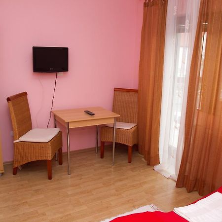 Guest House Pri Treh Lipah Ptuj Eksteriør billede