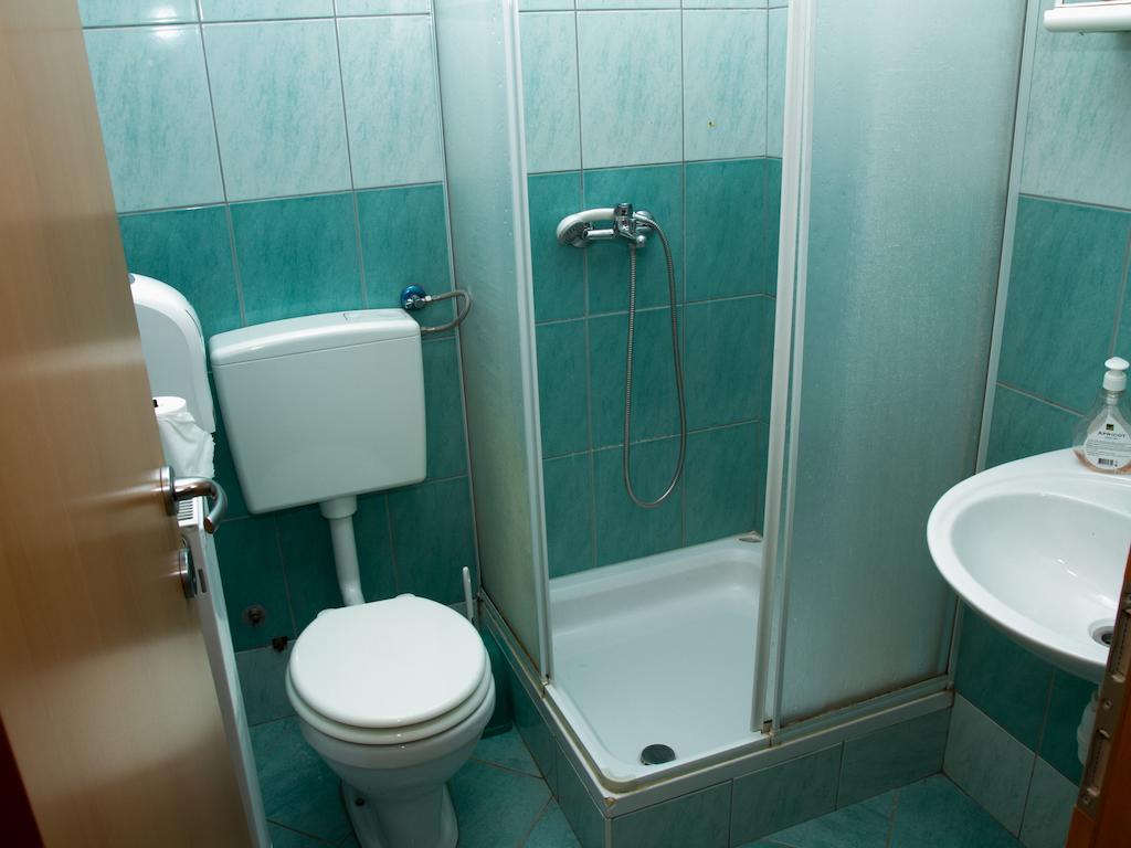 Guest House Pri Treh Lipah Ptuj Eksteriør billede